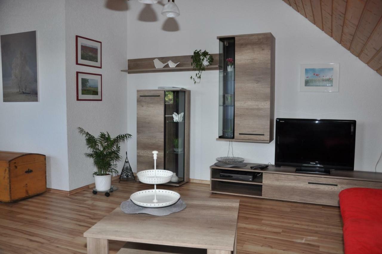 Ferienwohnung Im Rosengarten Ebenweiler Esterno foto