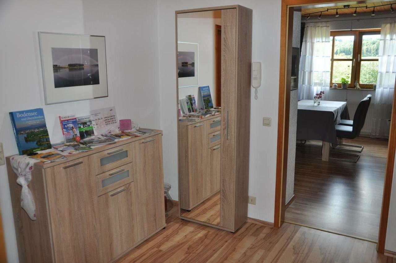 Ferienwohnung Im Rosengarten Ebenweiler Esterno foto