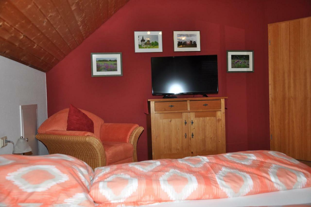Ferienwohnung Im Rosengarten Ebenweiler Esterno foto